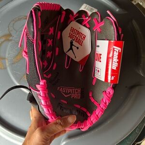 Women softball glove